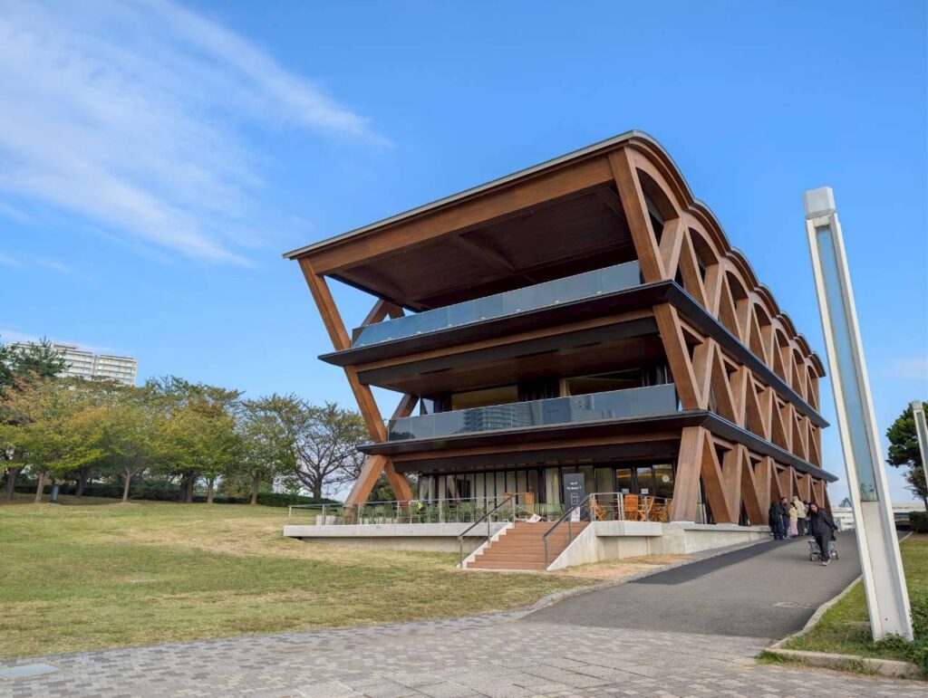 横浜ティンバーワーフ外観